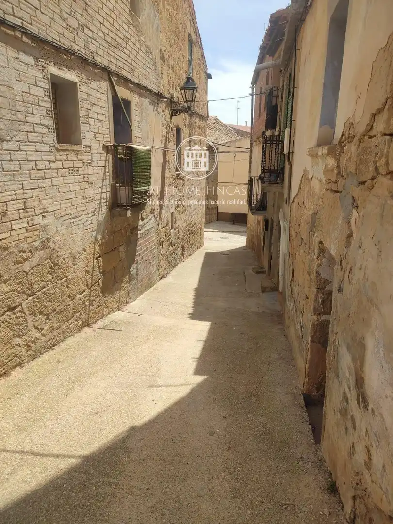 Vista exterior de Casa o xalet en venda en Mazaleón amb Terrassa