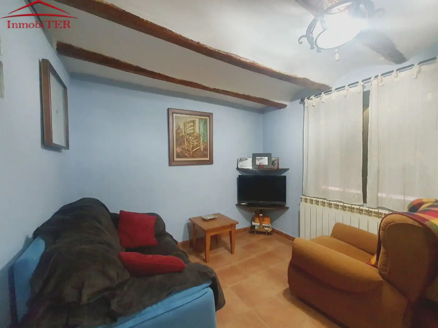 Sala de estar de Casa o chalet en venta en Alfambra con Calefacción, Terraza y Trastero