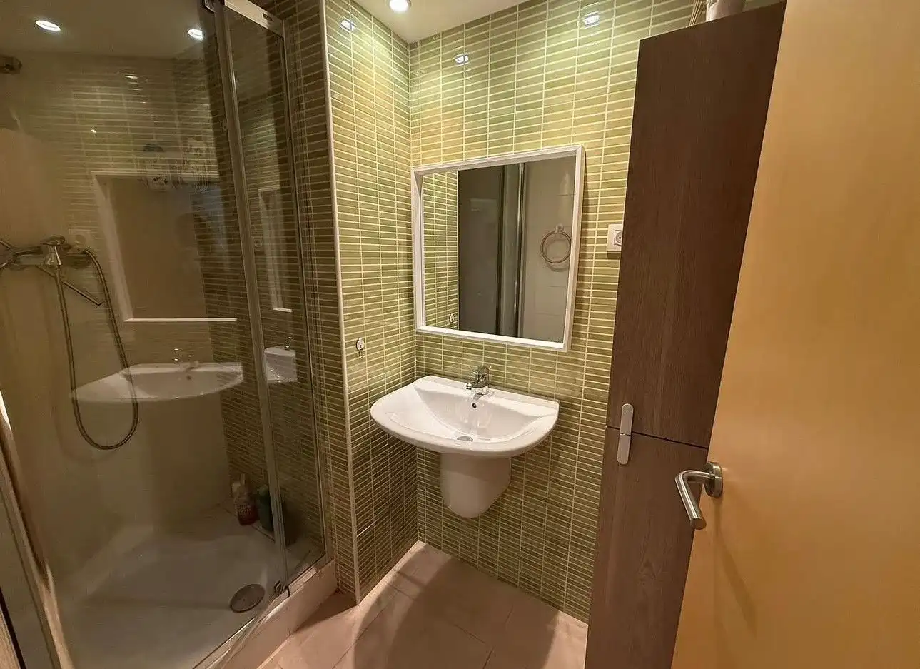 Baño de Apartamento en venta en Lloret de Mar con Aire acondicionado, Calefacción y Terraza