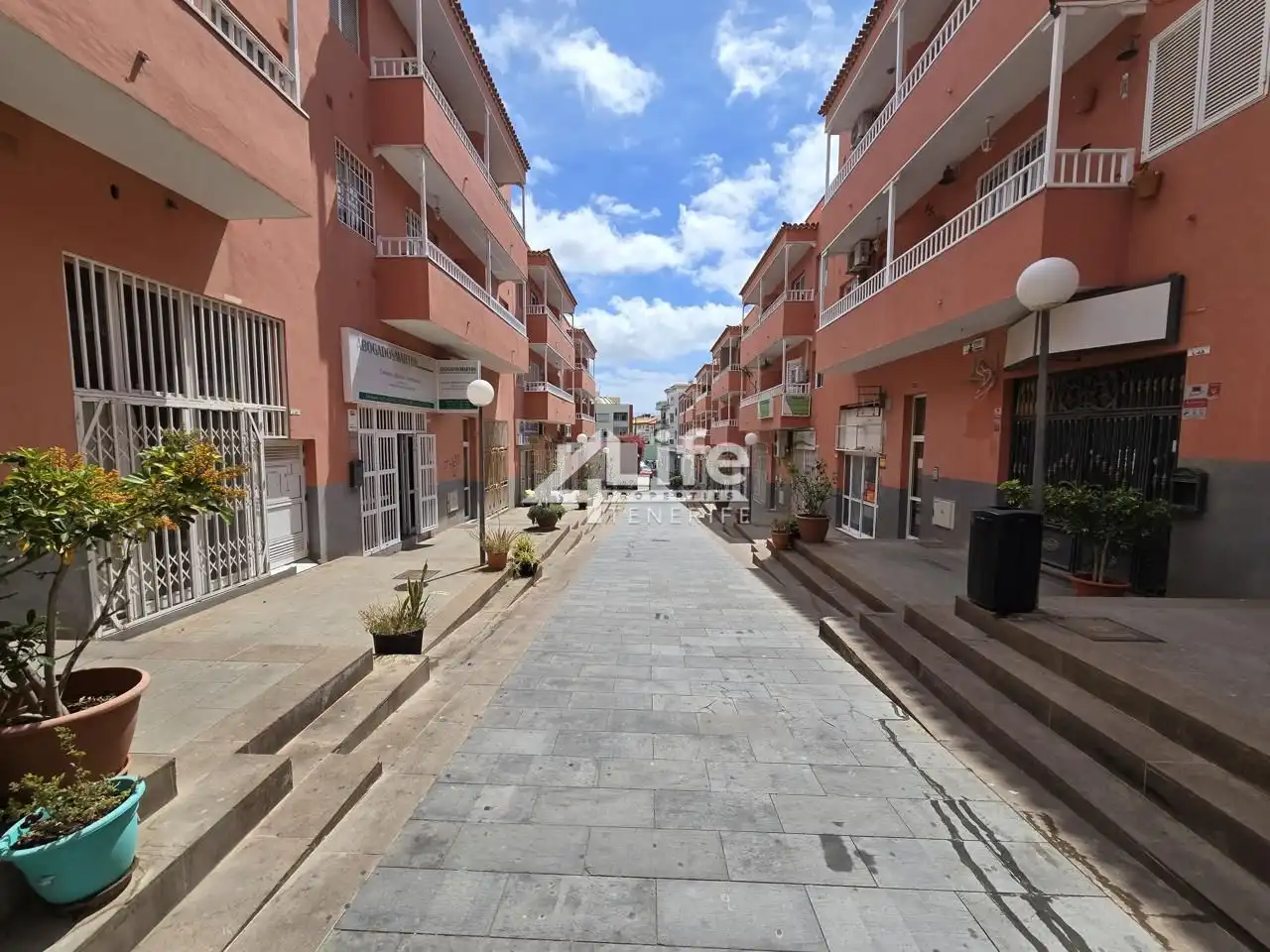 Exterior view of Office for sale in Granadilla de Abona