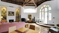 Sala d'estar de Casa o xalet en venda en  Barcelona Capital amb Aire condicionat, Calefacció i Jardí privat