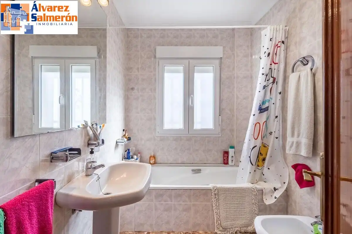 Chalet con piscina en venta en Atarfe, imagen 15