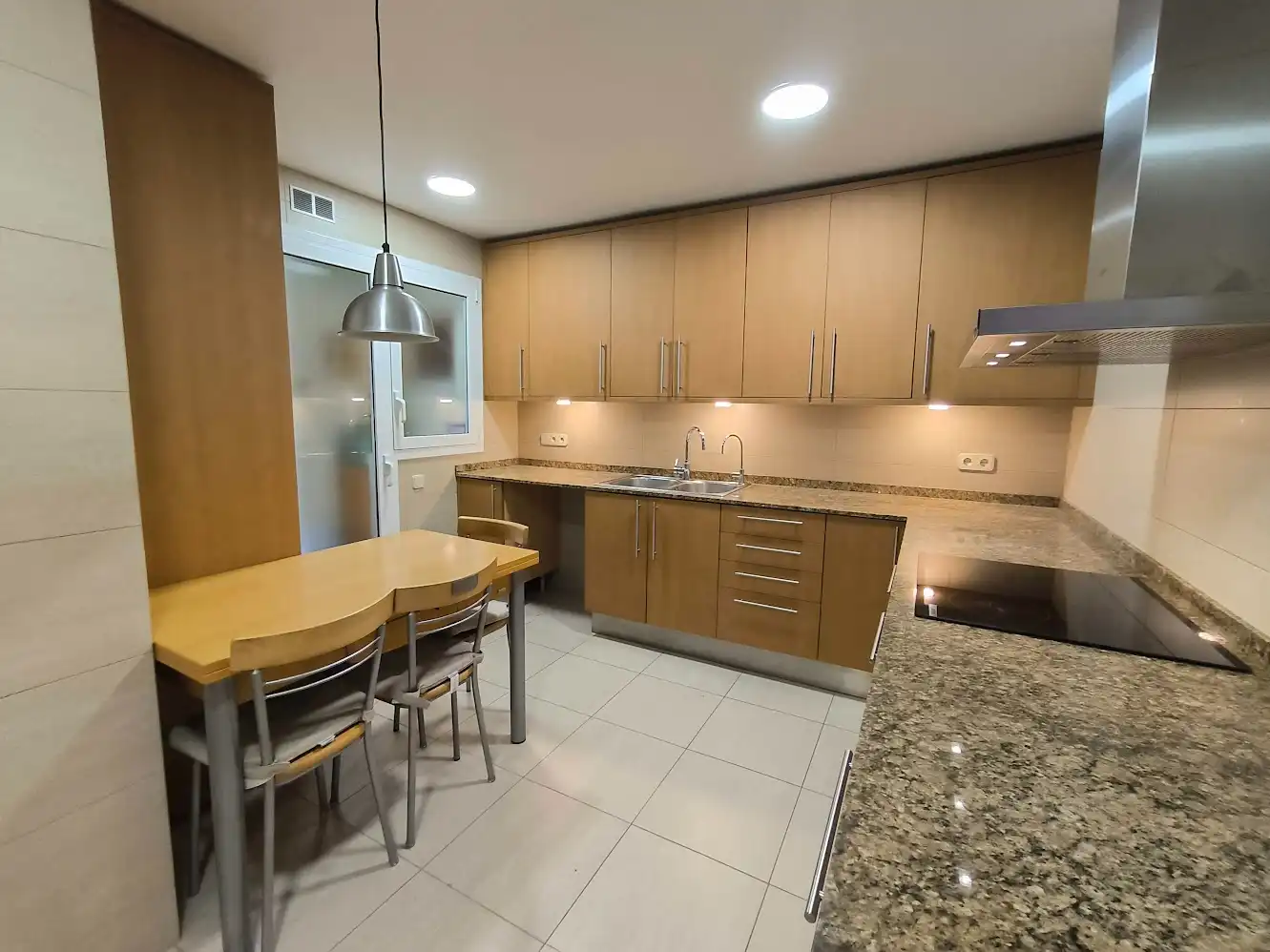 Wohnung zur Miete in Barcelona, Barcelona