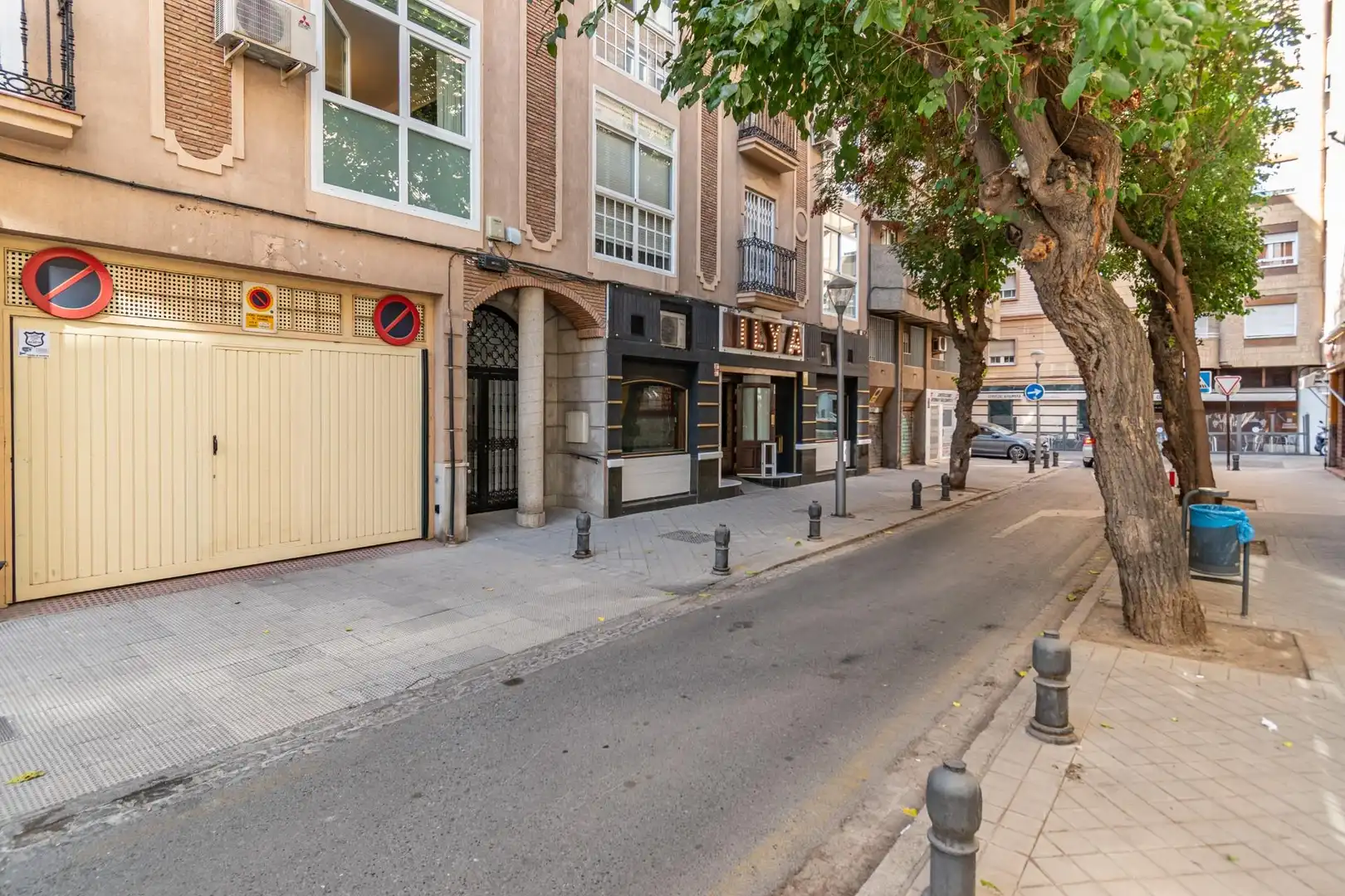 Aparcament en venda a Calle Martín Bohórquez 21
