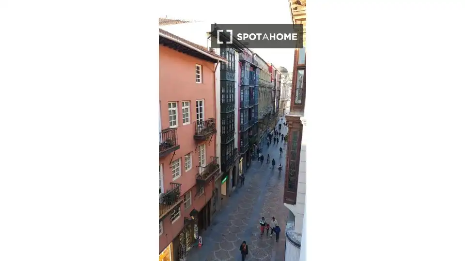 Außenansicht von Wohnungen zur untervermieten in Bilbao  mit Klimaanlage, Terrasse und Möbliert