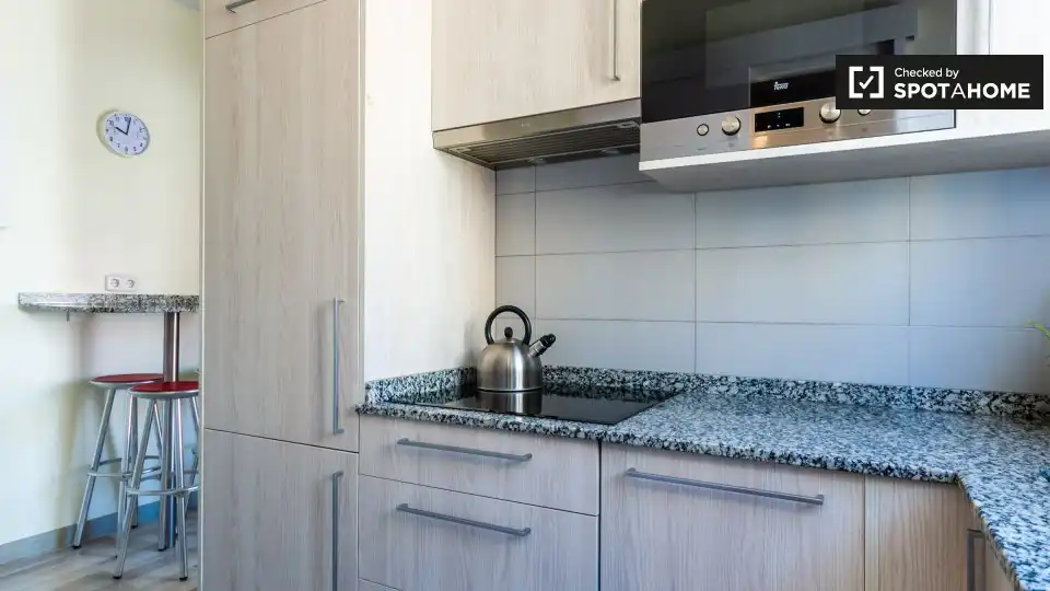 Kitchen of Flat for rent in Barcelona  with Air Conditioner, Heating and Furnished