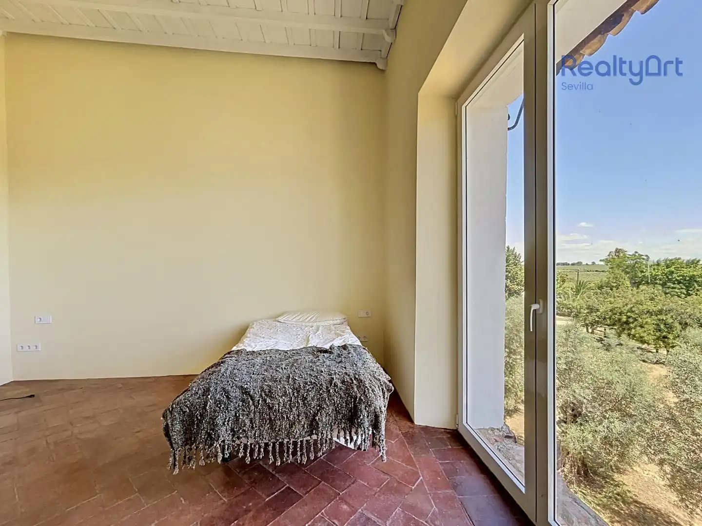 Habitación de Finca rústica en venta en Bollullos de la Mitación con Jardín privado y Piscina