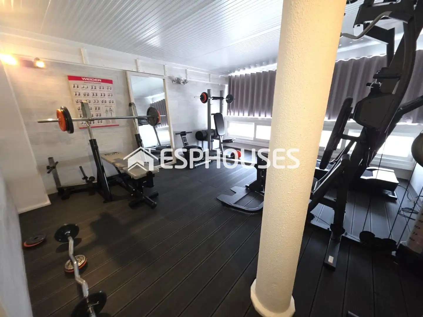 Detached homes for sale in Guardamar del Segura  with Air Conditioner, Terrace and Furnished