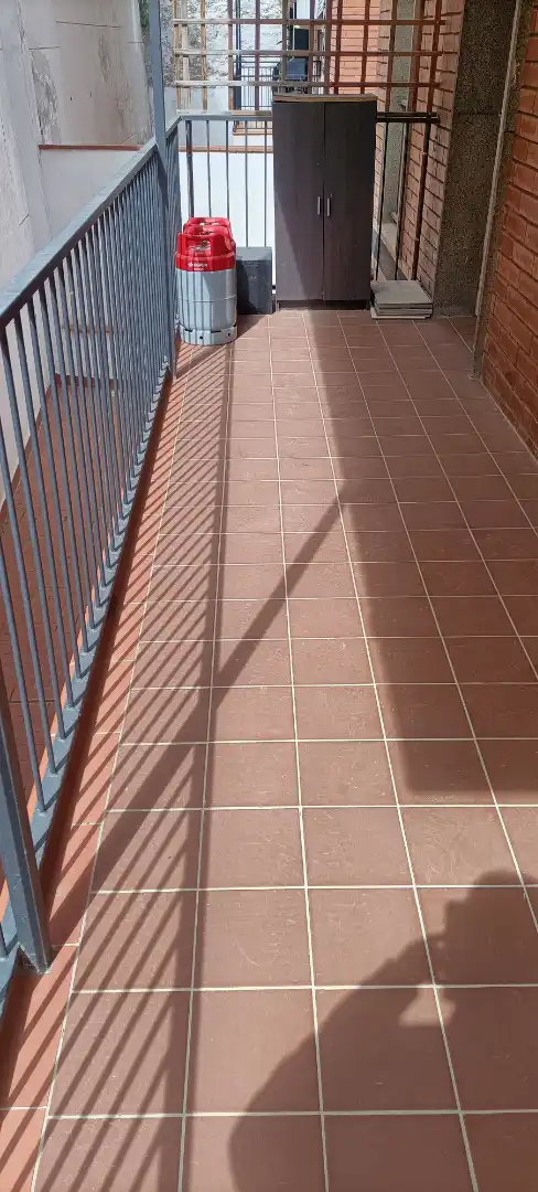 Terraza de Piso en venta en Barcelona con Terraza, Horno y Microondas