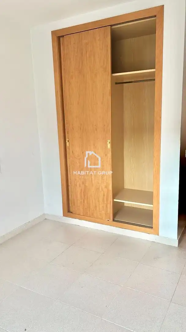 Schlafzimmer von Wohnung zum Verkauf in L'Ampolla mit Terrasse und Gemeinschaftspool
