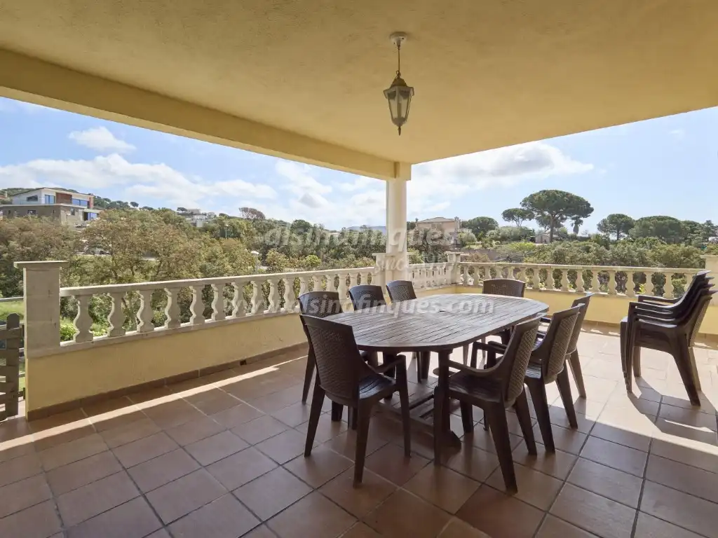 Casa o xalet en venda a Lloret Verd - Els Pinars