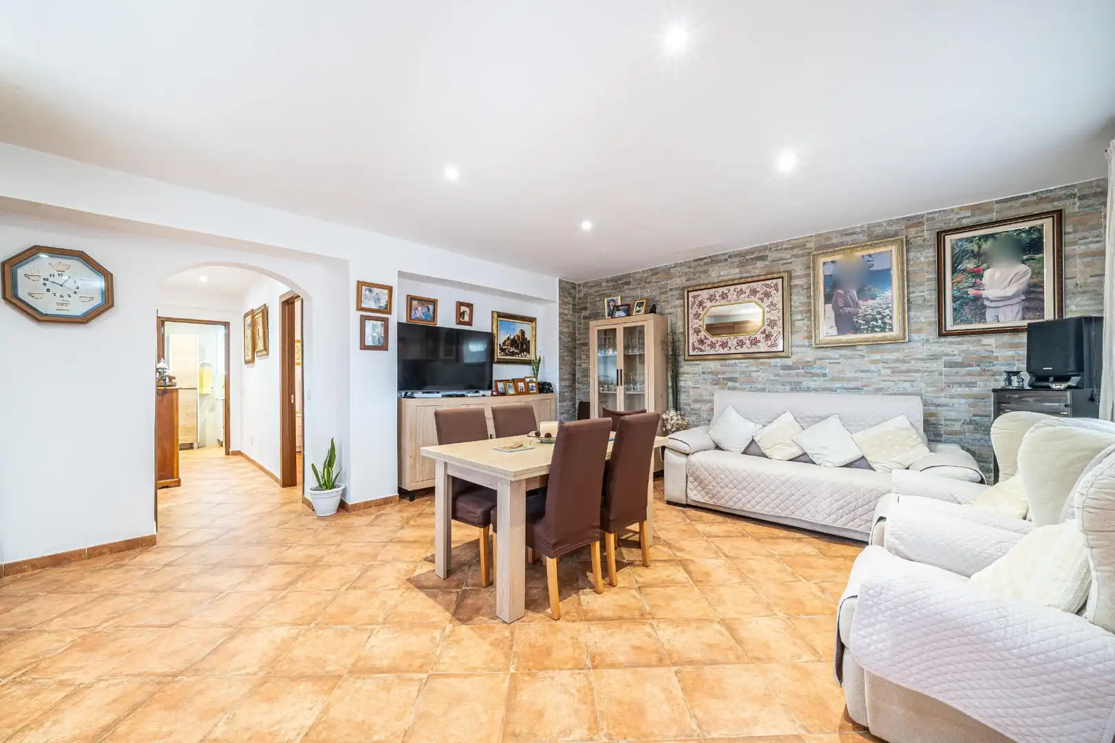 Sala de estar de Finca rústica en venta en  Palma de Mallorca con Aire acondicionado, Calefacción y Jardín privado