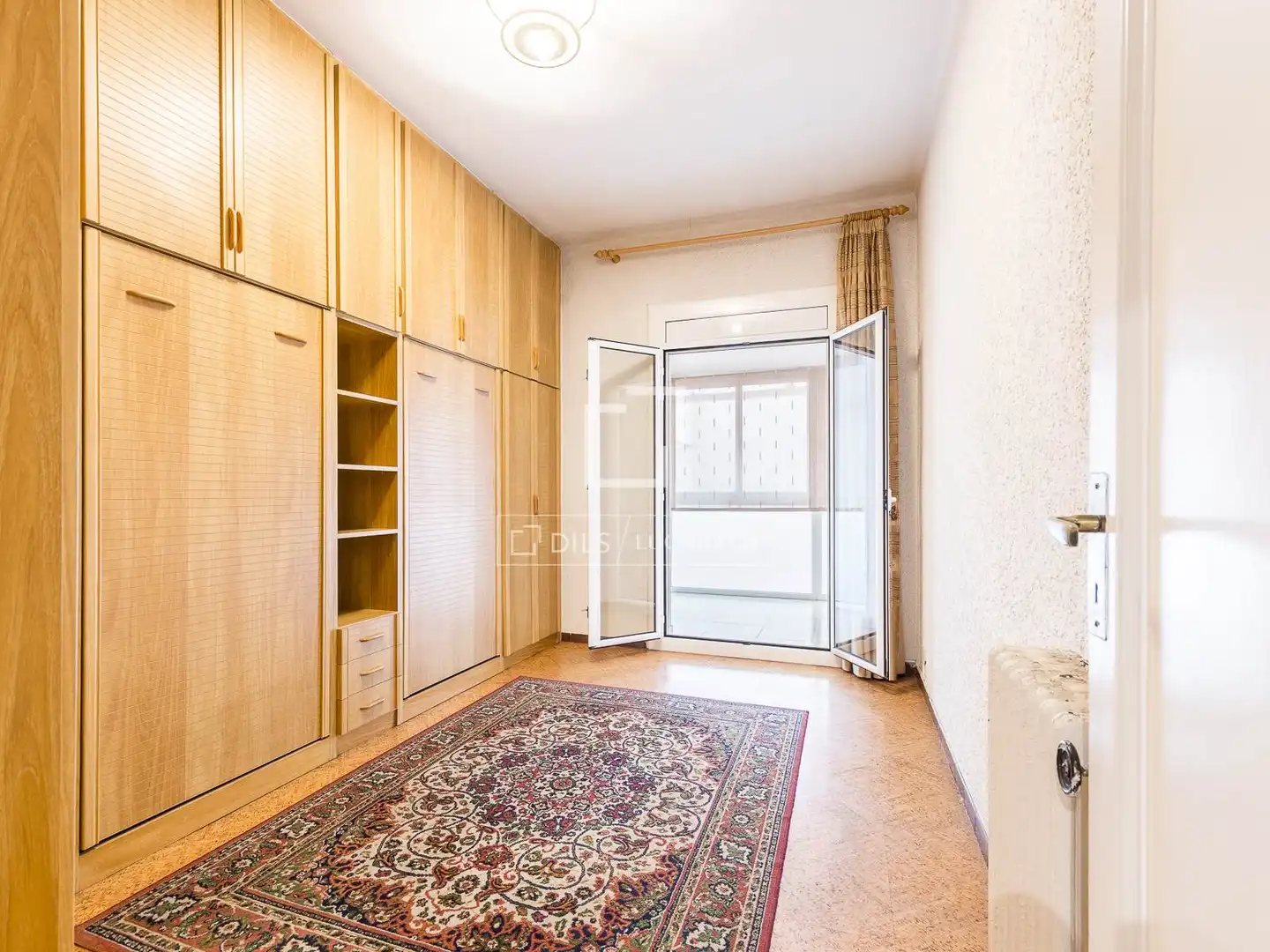 Schlafzimmer von Wohnung zum Verkauf in Barcelona mit Klimaanlage, Privatgarten und Terrasse