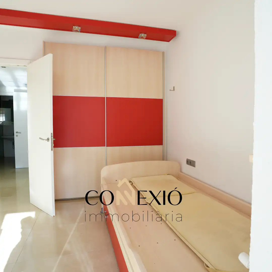 Habitación de Casa o chalet en venta en Banyoles con Aire acondicionado, Calefacción y Jardín privado