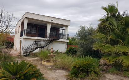 Vista exterior de Casa o xalet en venda en Castellón de la Plana / Castelló de la Plana amb Jardí privat, Terrassa i Piscina