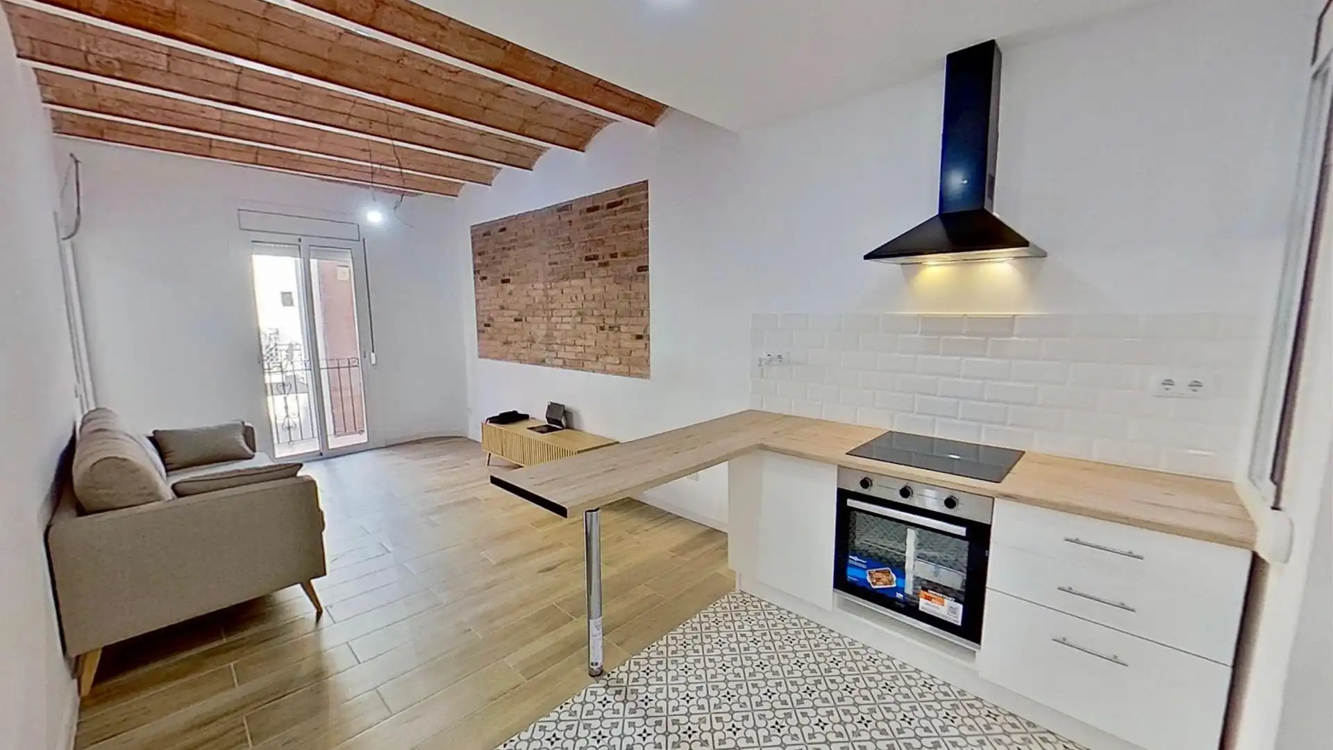 Piso en venta en Carrer de Bassegoda, Sants-Badal, Sants - Montjuïc