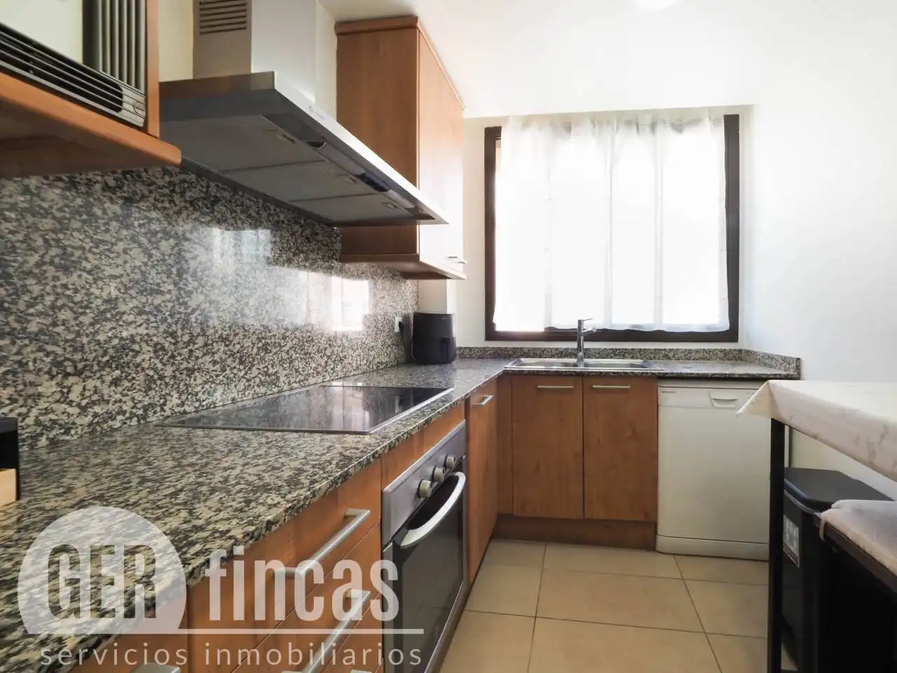 Cuina de Dúplex en venda en Terrassa amb Aire condicionat, Calefacció i Terrassa