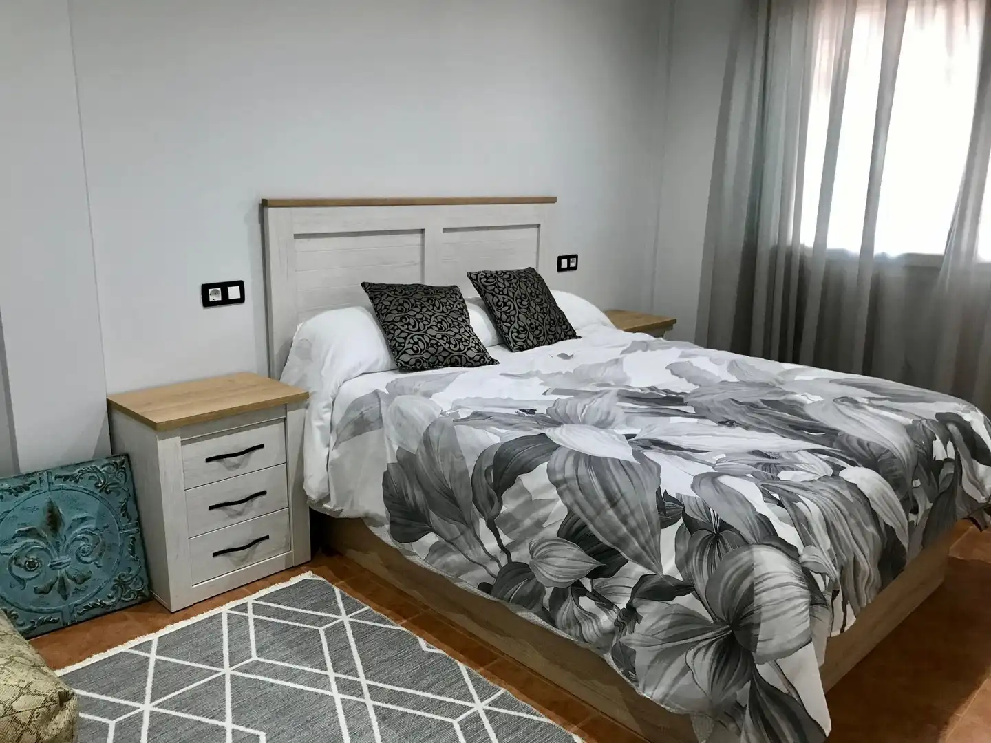 Habitación de Casa o chalet en venta en Ribeira con Calefacción, Piscina y Amueblado