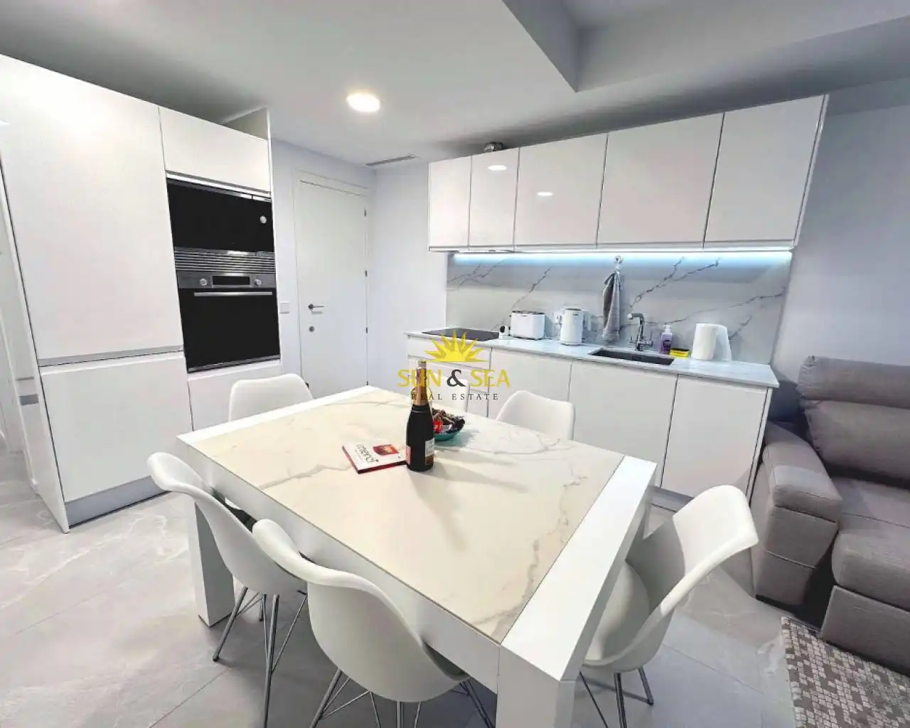 Cocina de Planta baja de alquiler en Finestrat con Aire acondicionado, Calefacción y Terraza