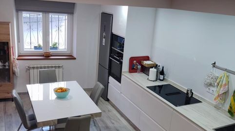 Foto 5 de Casa adosada en venta en Calle Doce, 26, Castropodame, León