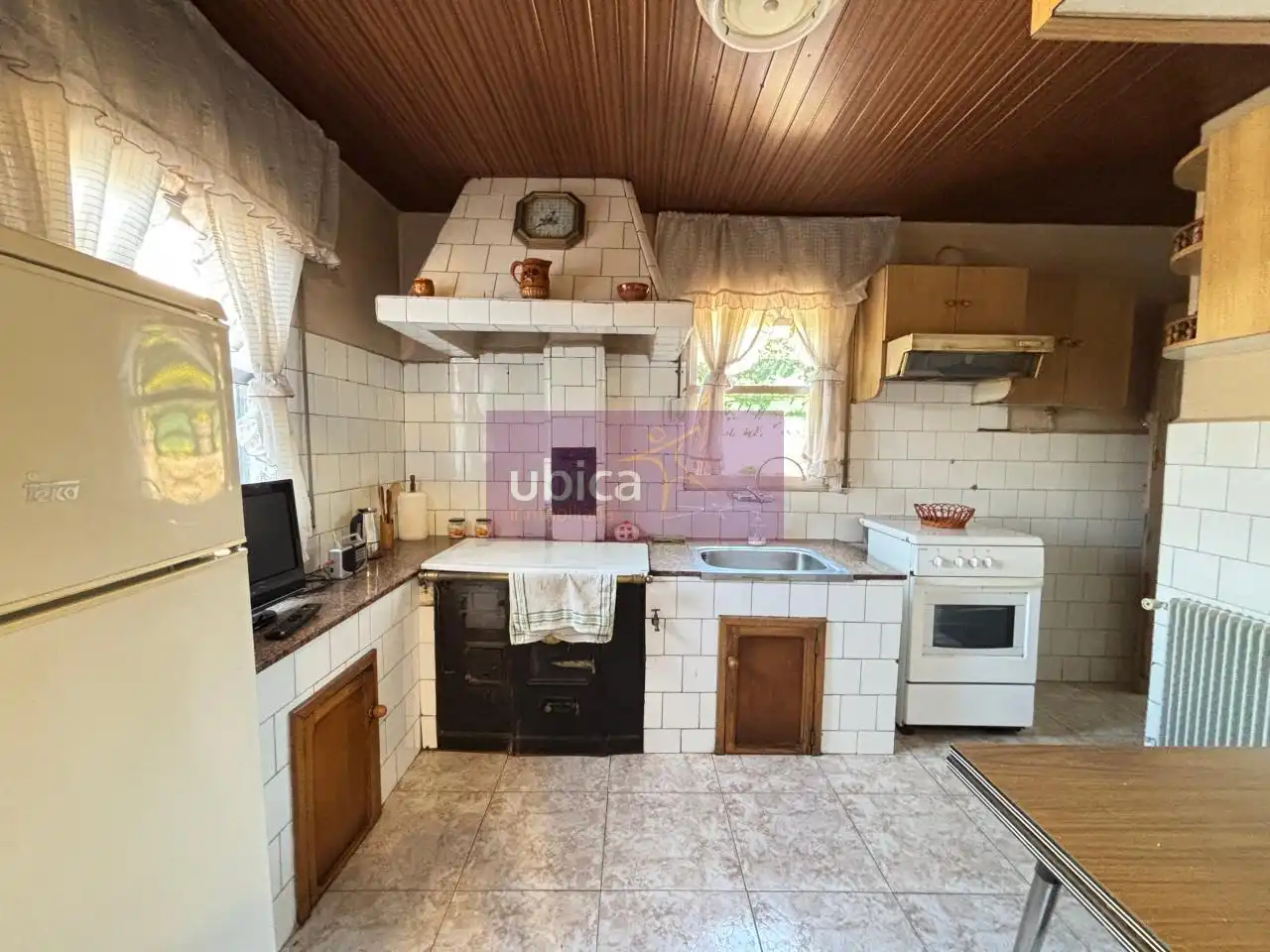 Cocina de Casa o chalet en venta en Mos con Calefacción, Jardín privado y Trastero