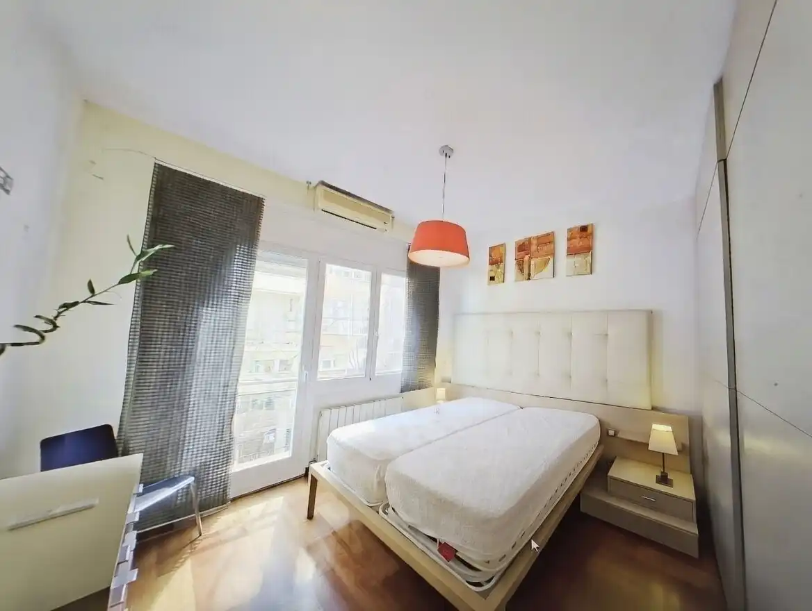Habitación de Piso en venta en Barcelona con Aire acondicionado, Calefacción y Terraza