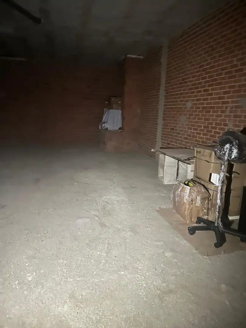 Local comercial en venda a Casco Antiguo, imagen 4