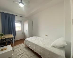 Bedroom of Flat to share in Puçol