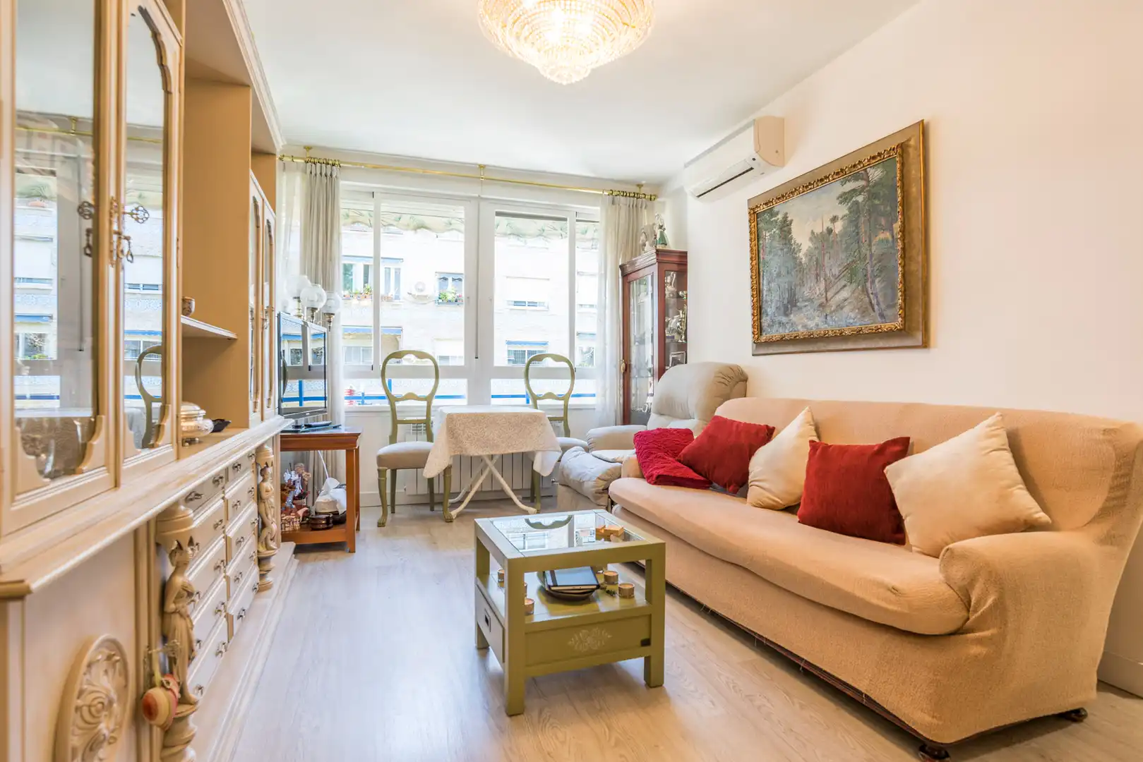 Habitación de Piso en venta en Madrid con Aire acondicionado, Calefacción y Piscina comunitaria