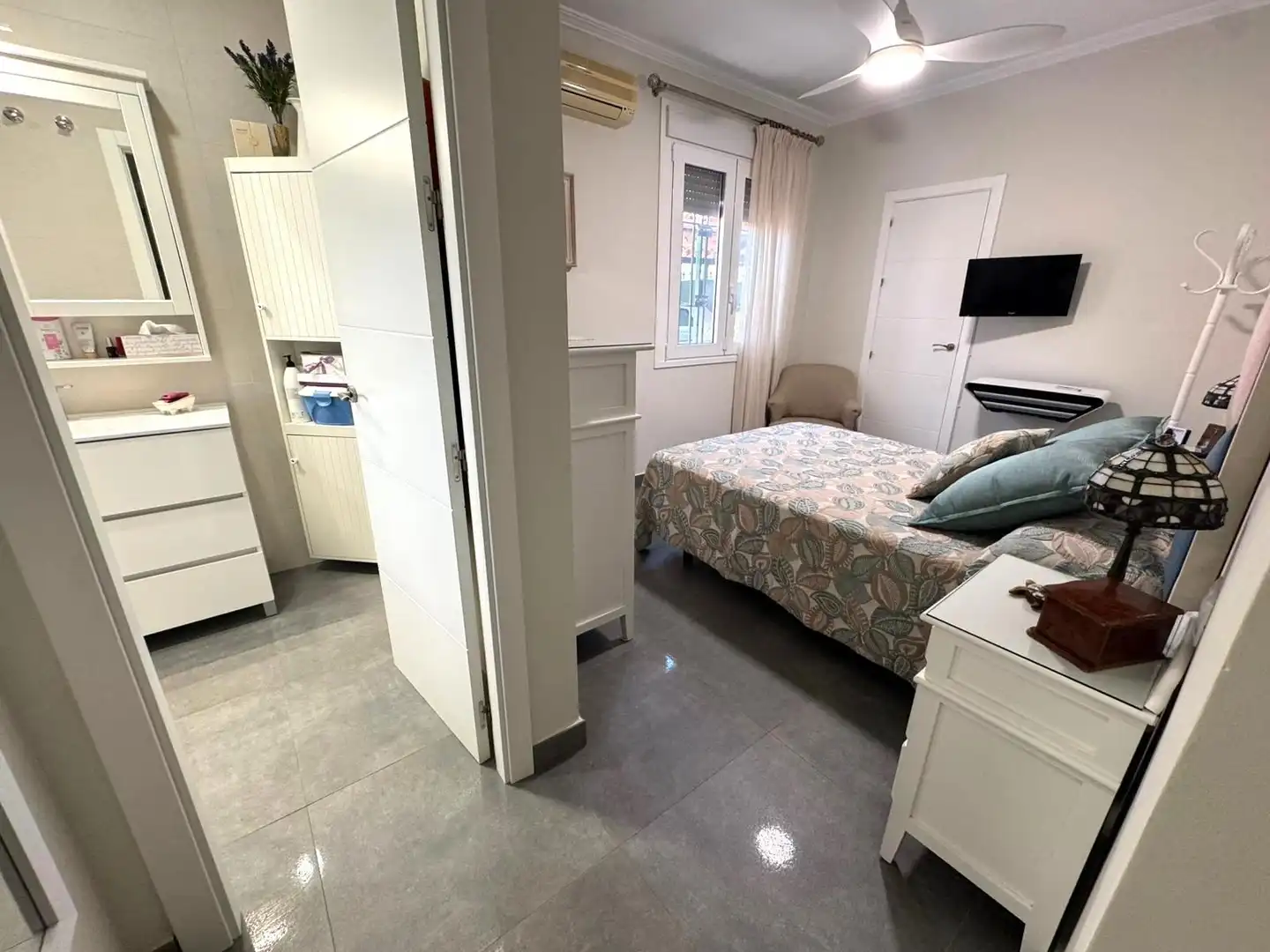 Dormitori de Casa o xalet en venda en El Portil amb Aire condicionat i Moblat