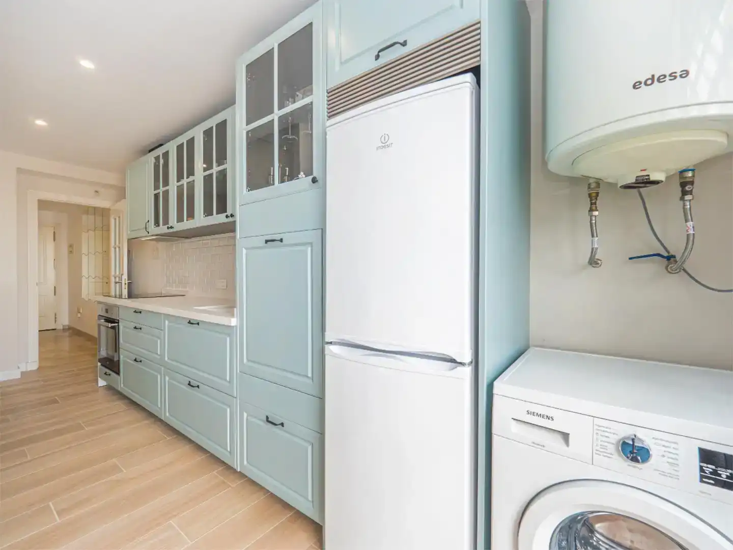 Cuina de Apartament en venda en Marbella amb Aire condicionat i Piscina