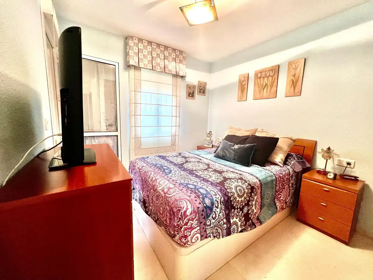 Apartamento con piscina en venta en Arroyo de la Miel, imagen 12