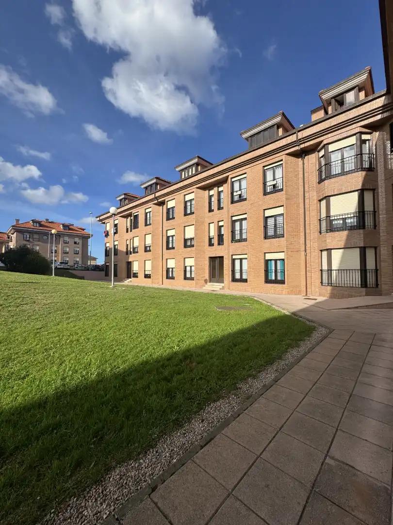 Duplex for sale in Calle Alejandro Casona 10, imagen 3