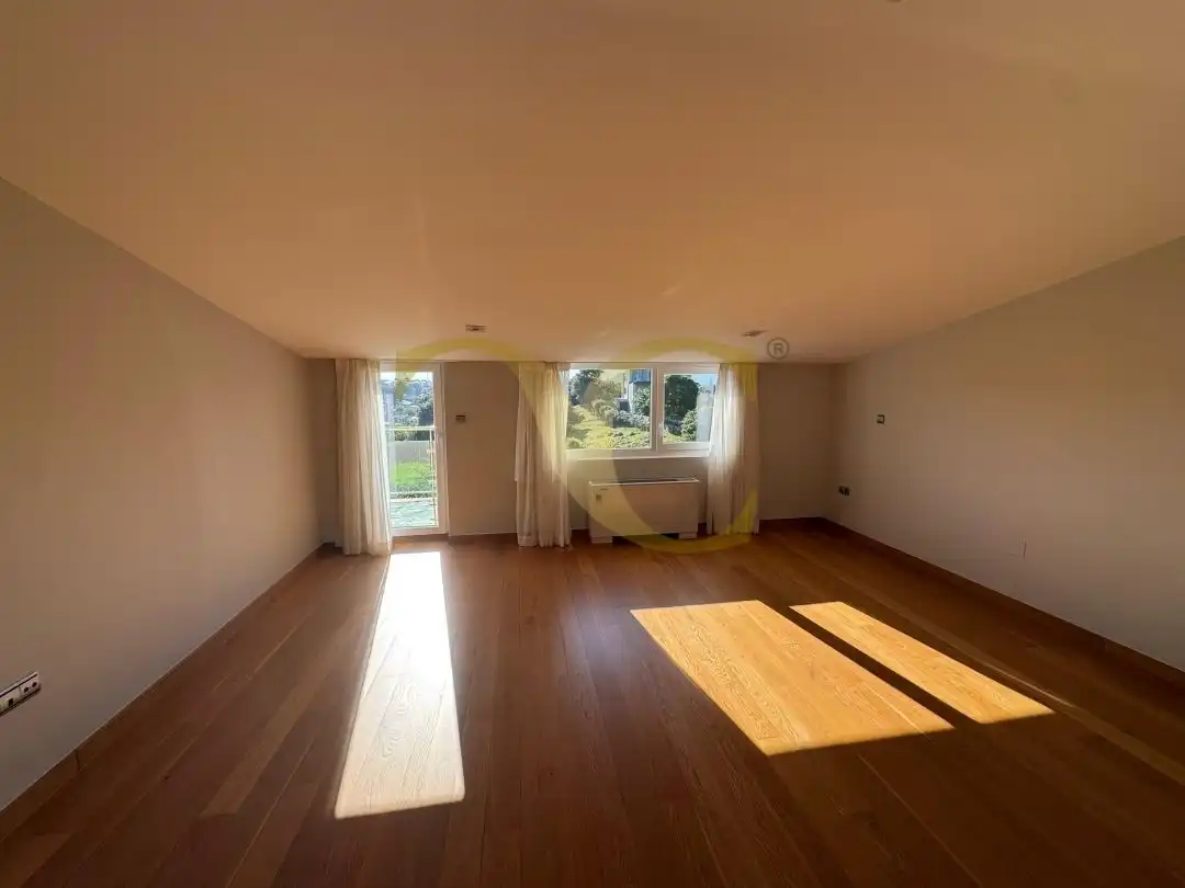 Living room of Houses for rent in Santa Cruz de Bezana  with Air Conditioner, Heating and Private garden