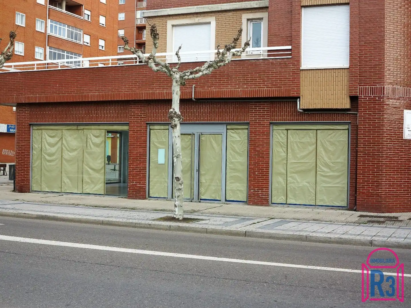 Local comercial en venda a Mariano Andrés, imagen 26