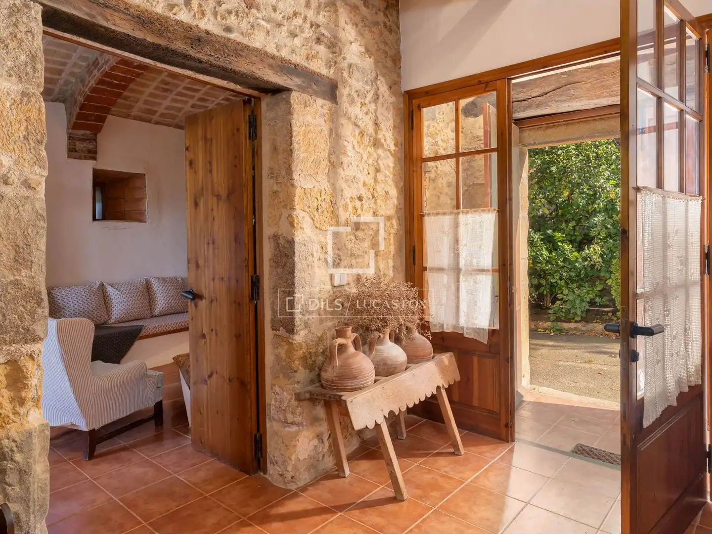 Finca rústica en venta en Bàscara con Aire acondicionado, Calefacción y Jardín privado