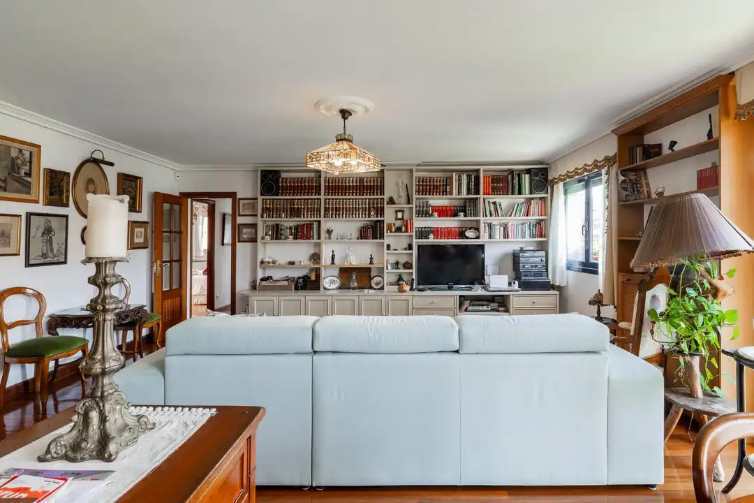 Wohnzimmer von Wohnung zum Verkauf in Irun  mit Heizung