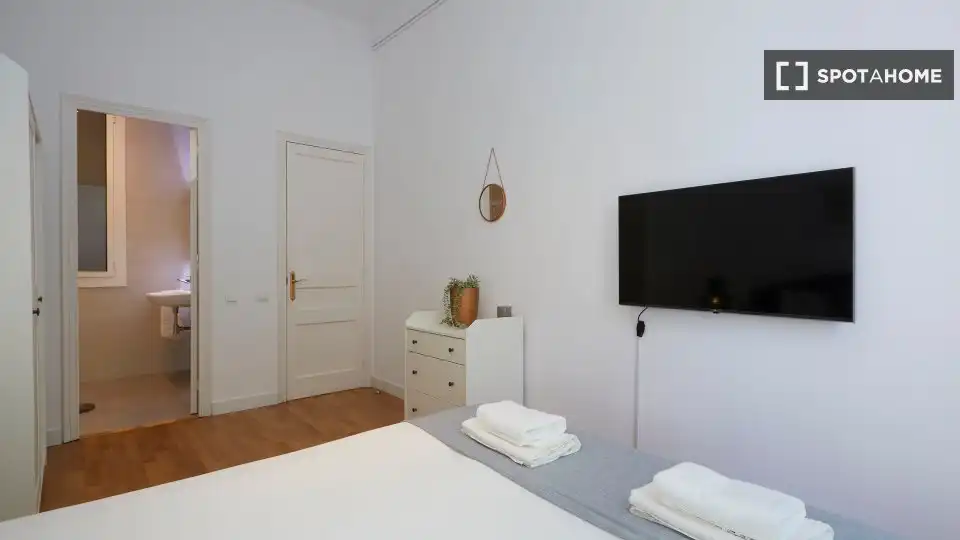 Appartamento con terrazza in affitto a Eixample, imagen 13