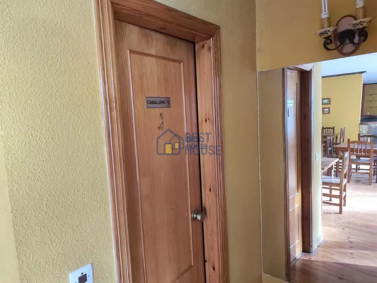 Business premises for sale in Matallana de Torío, imagen 15