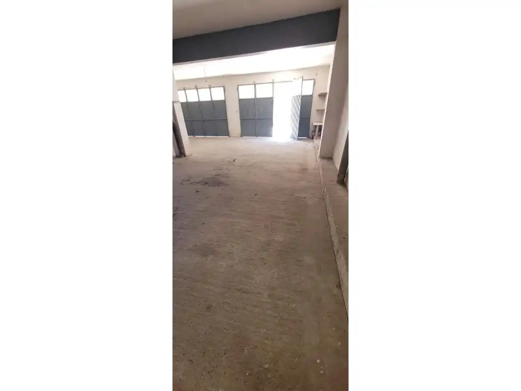 Local en venta en Bellcaire d'Urgell