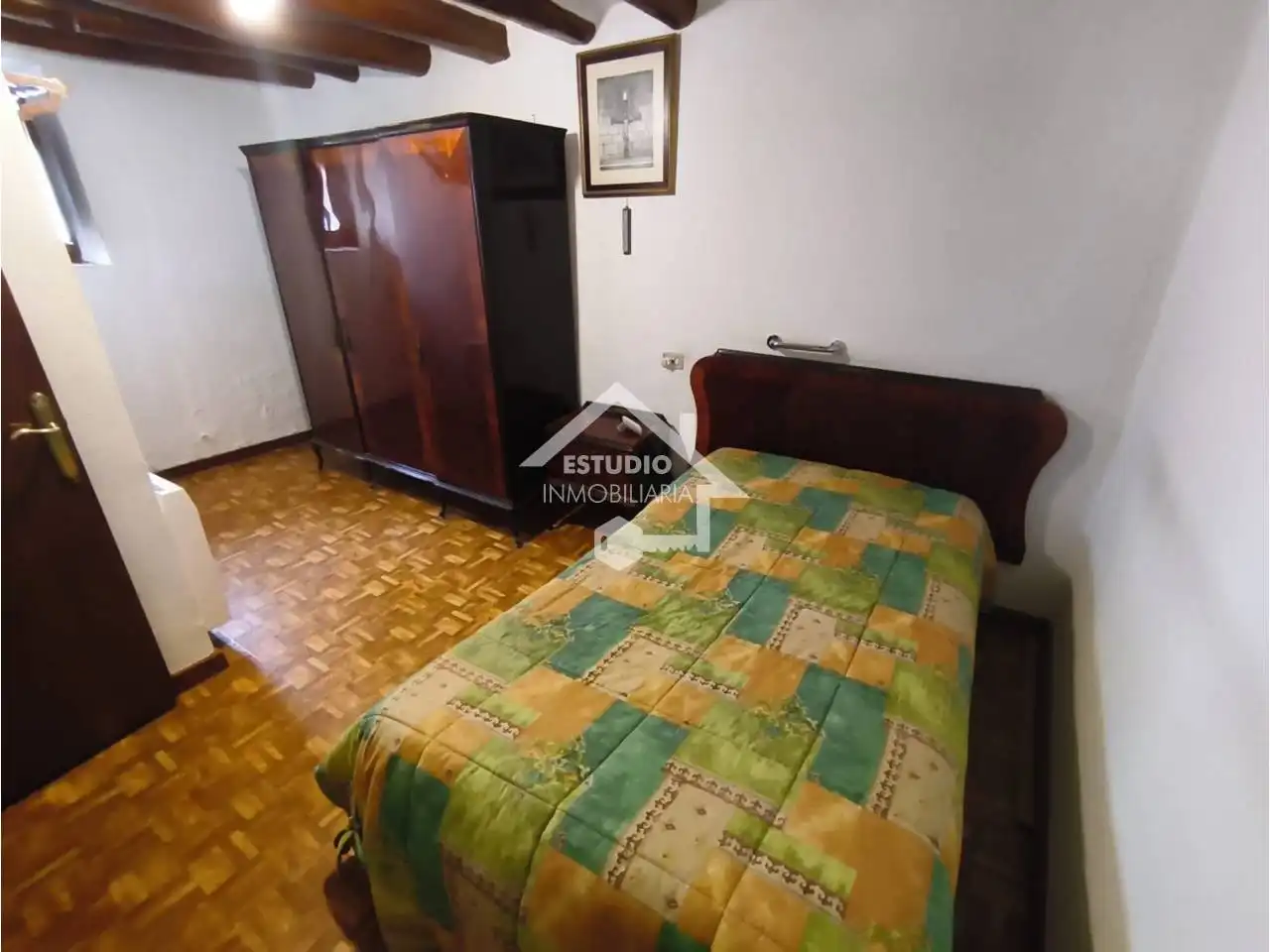 Habitación de Casa o chalet en venta en Torres del Río con Calefacción y Amueblado