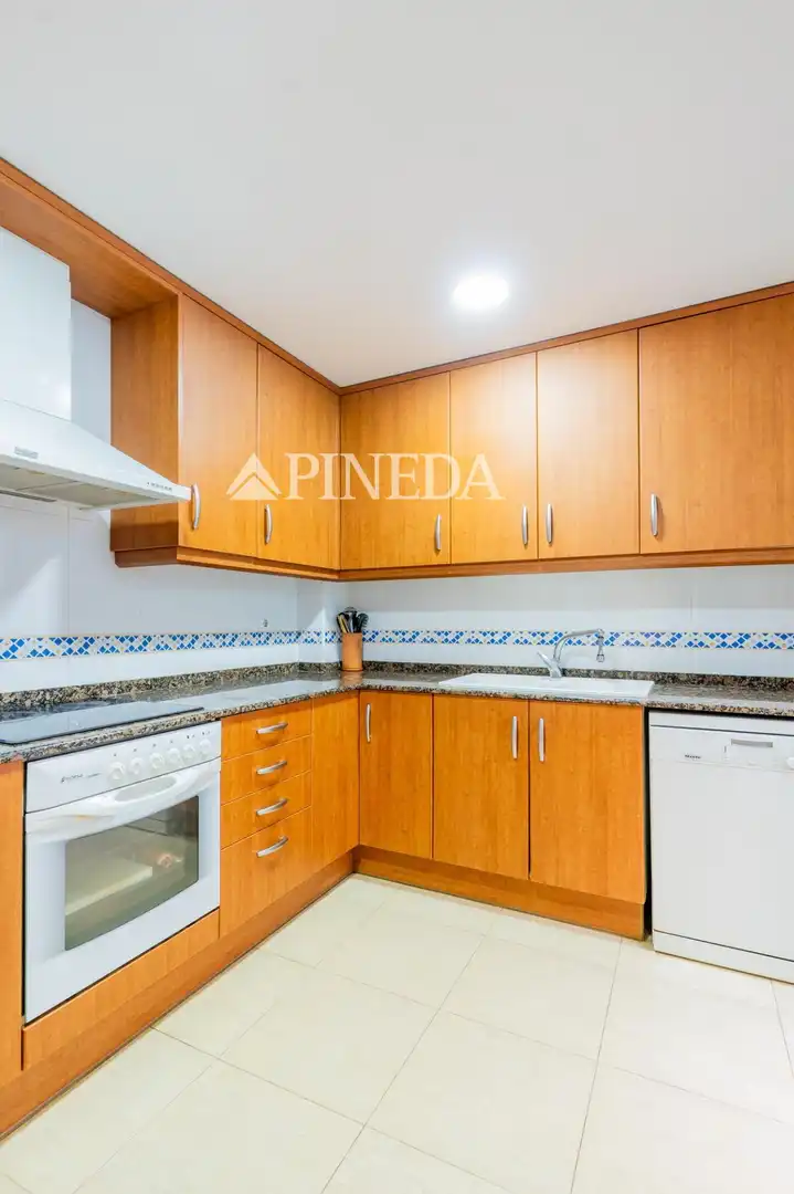 Cocina de Casa adosada en venta en Puçol con Calefacción, Terraza y Trastero