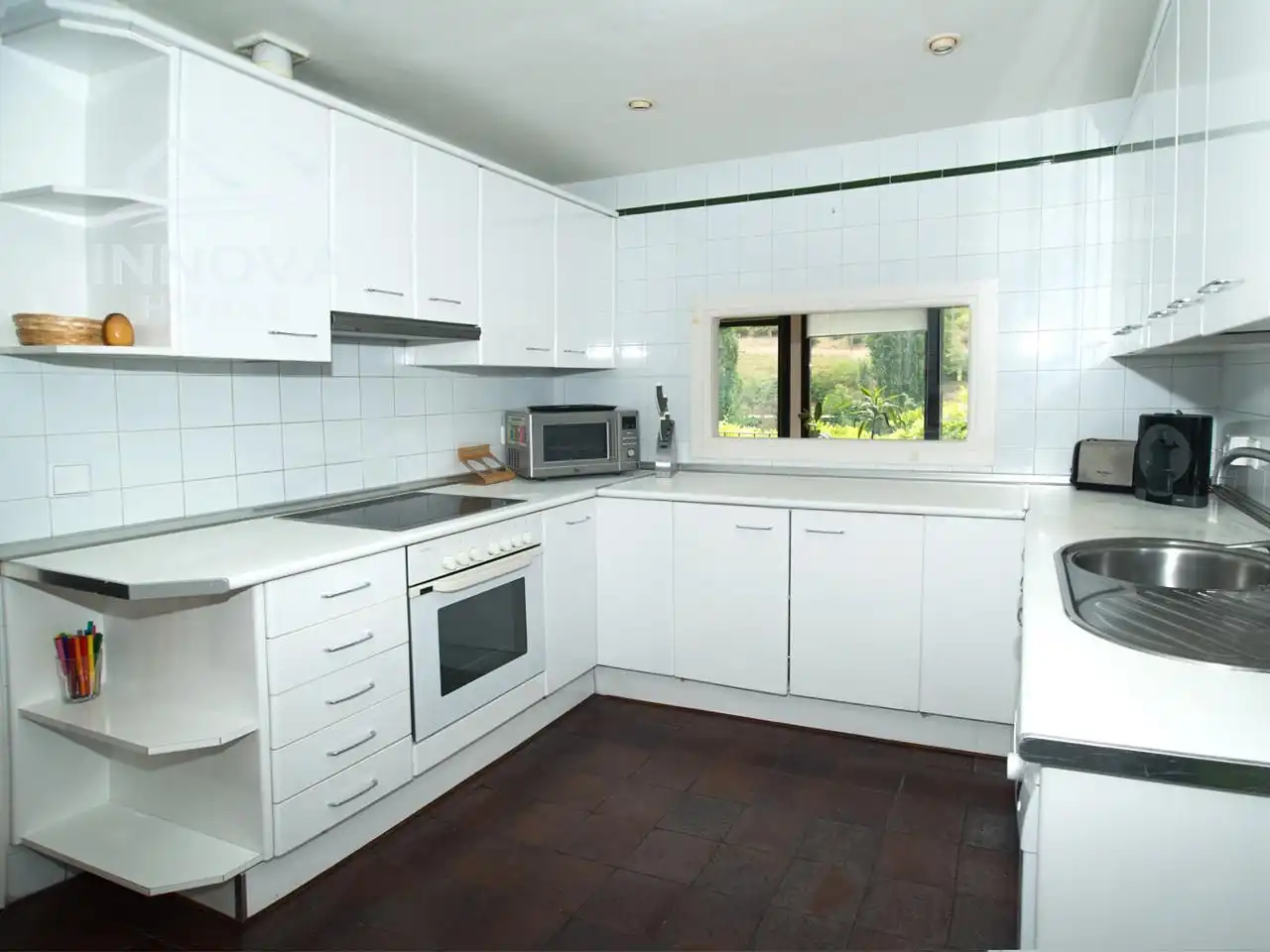 Cocina de Piso para compartir en Segovia con Calefacción, Jardín privado y Amueblado