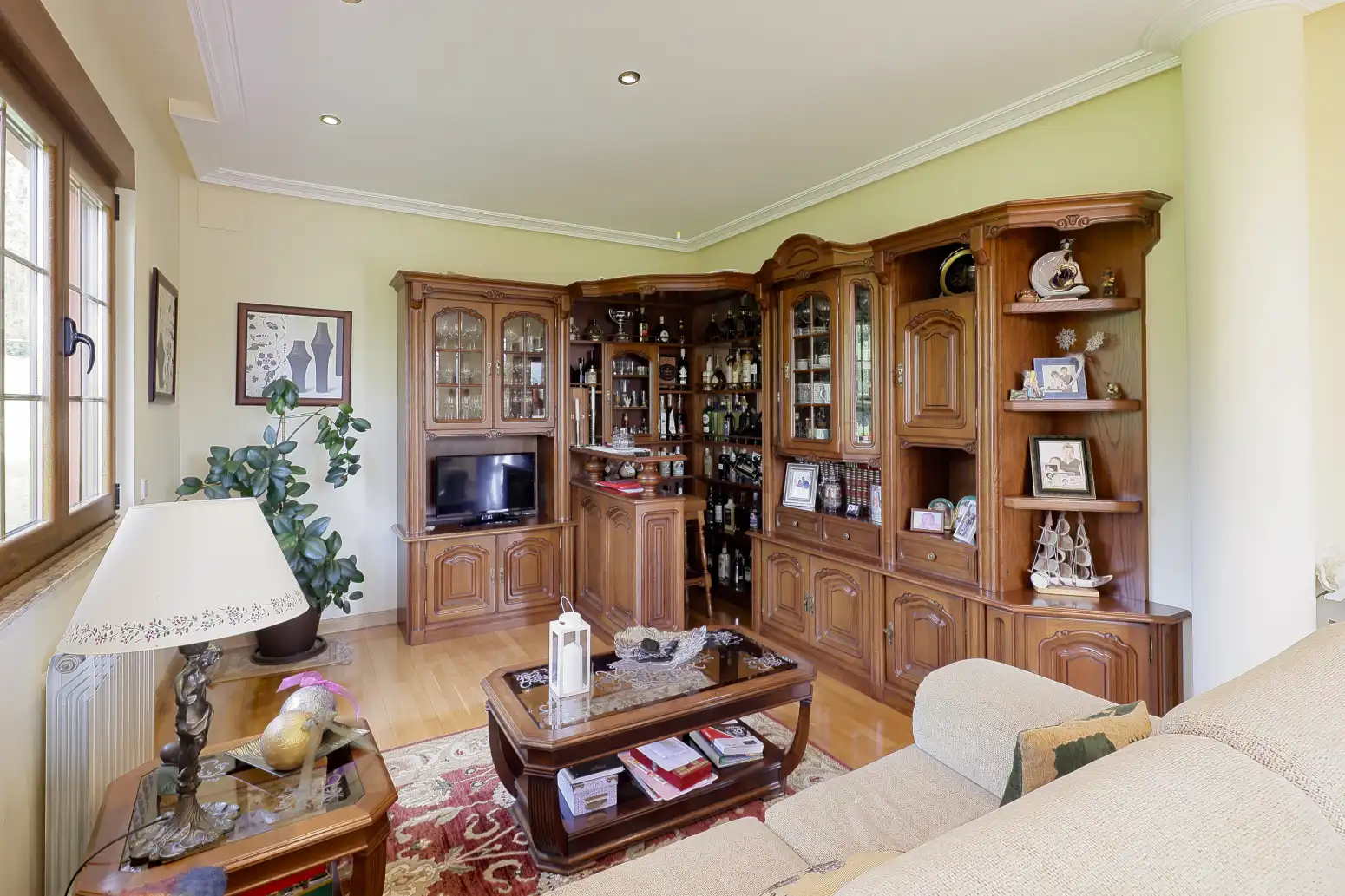Sala de estar de Casa o chalet en venta en Gijón  con Calefacción, Parquet y Terraza