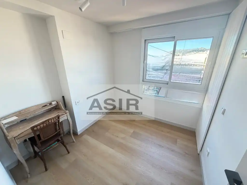 Habitación de Piso de alquiler en Alzira con Aire acondicionado