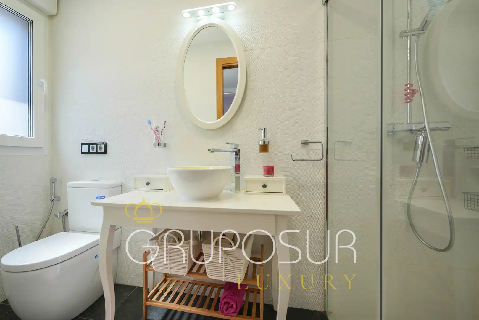 Baño de Casa o chalet en venta en Valladolid con Aire acondicionado, Calefacción y Jardín privado