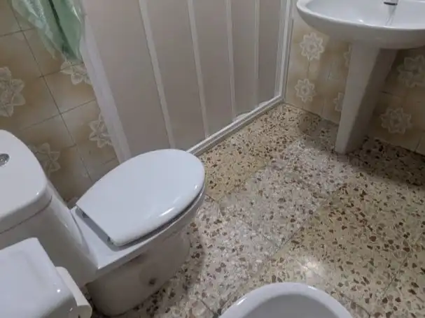 Badezimmer von Wohnung zum Verkauf in Orihuela mit Klimaanlage und Balkon