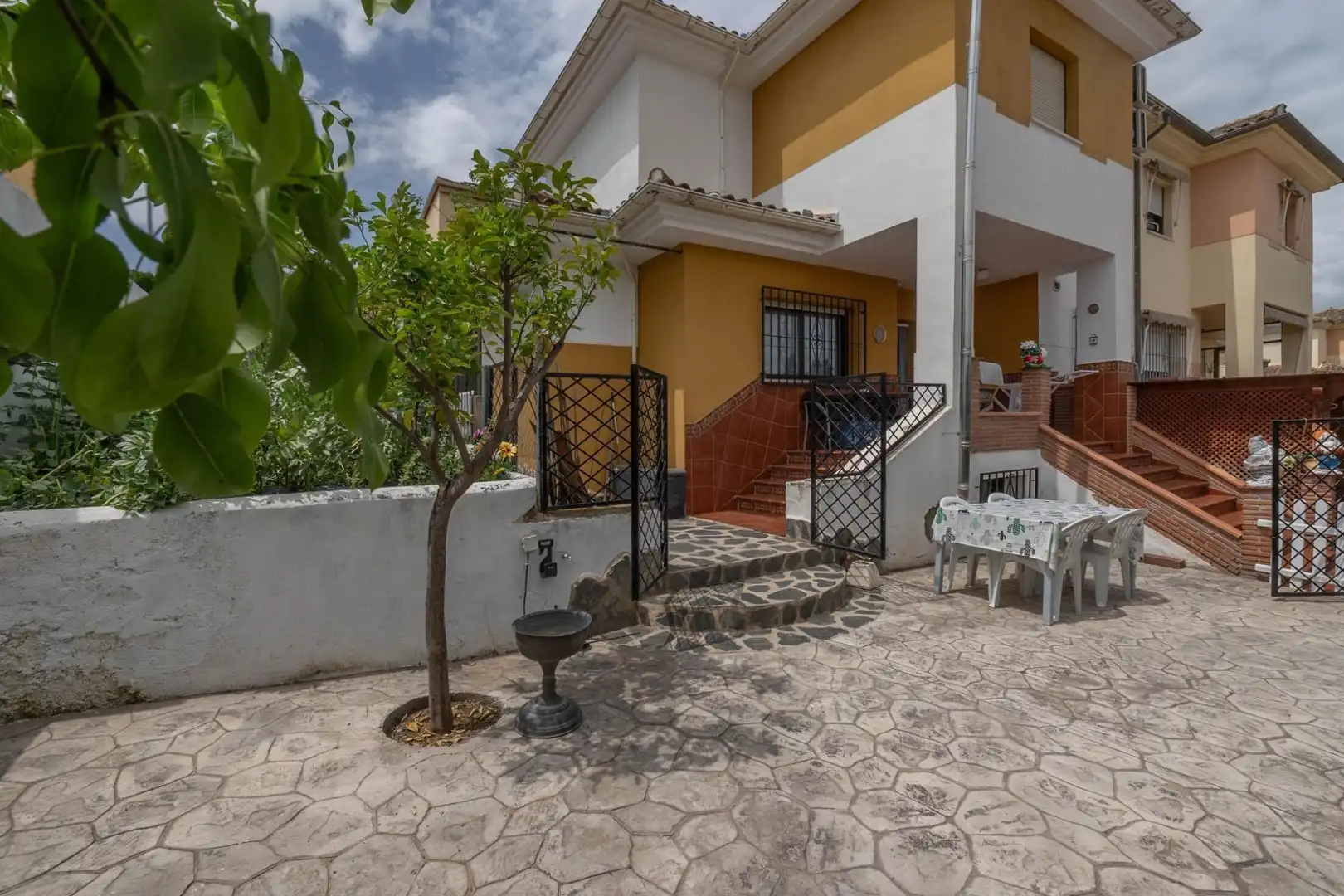 Casa aparellada amb balcó en venda a Camino DE ALBARRATE, imagen 87