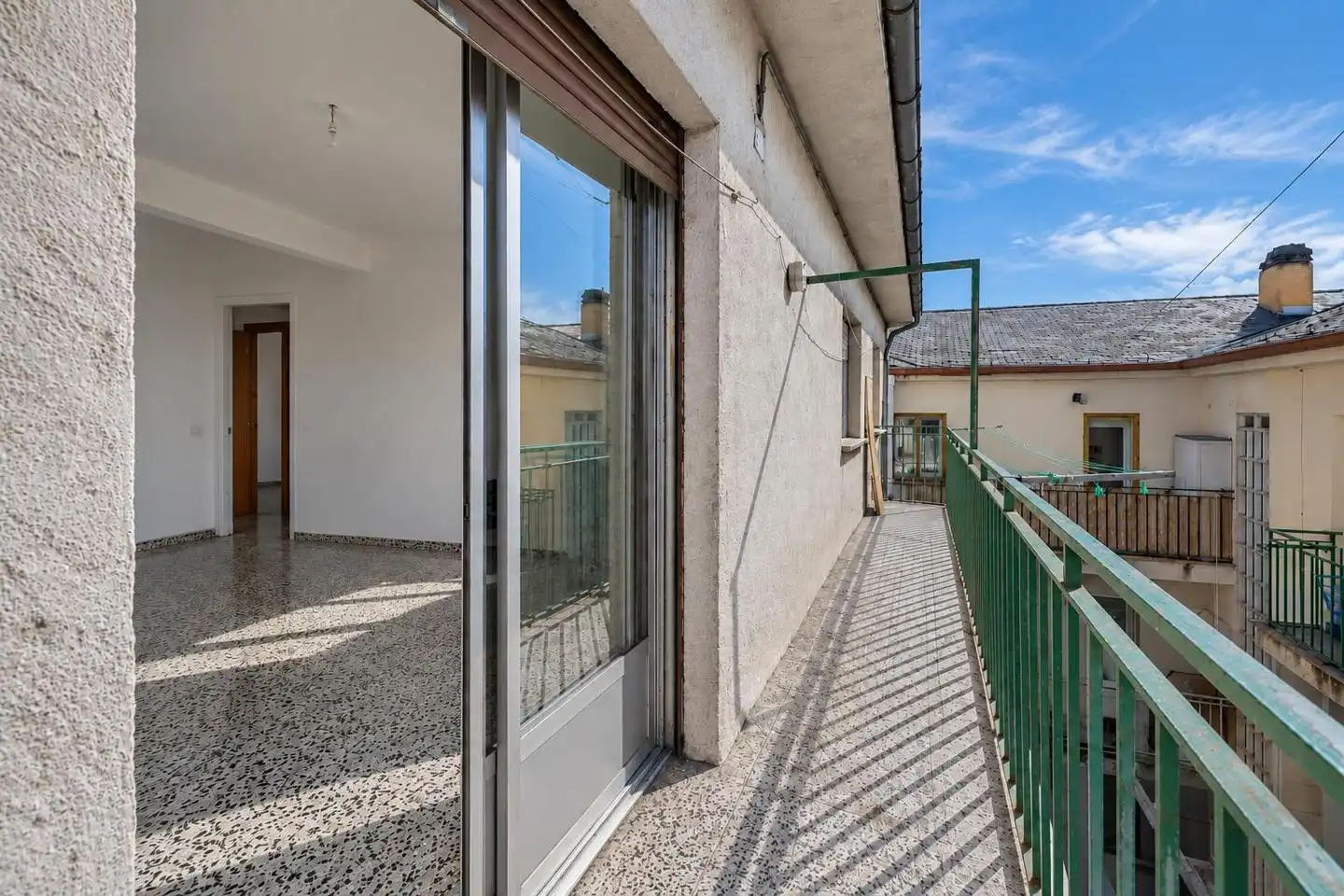 Balcony of Flat for sale in Santo Tomás