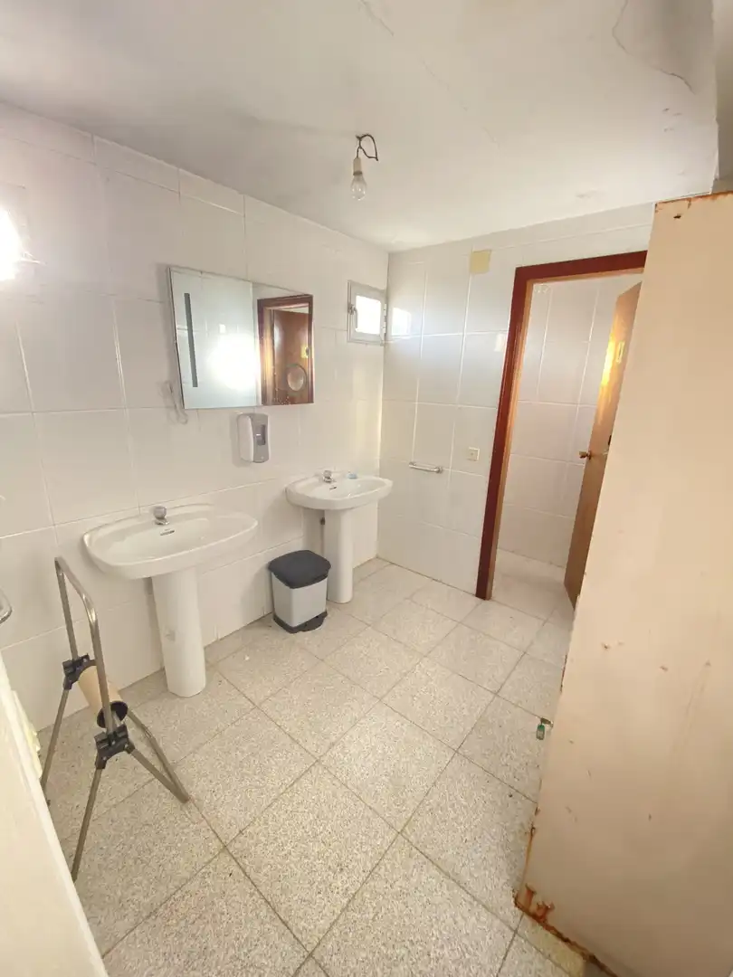 Baño de Nave industrial en venta en Jerte con Alarma
